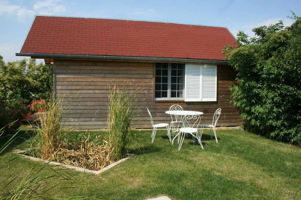 Chaledhote Ecurolles Extérieur photo